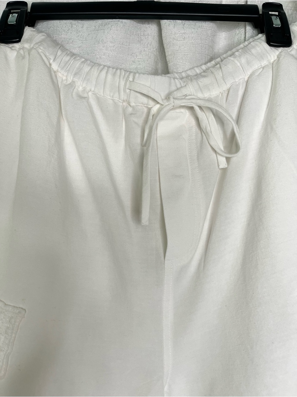 Bila Large White Embroidered Drawstring Shorts NWT - Picture 5 of 12